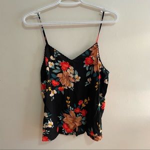 Old navy scalloped floral tank shirt